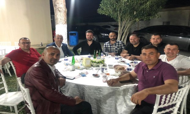 Alaşehir Tariş yönetiminin ev sahipliğinde düzenlenen iftar sofrasına katılım sağladık.